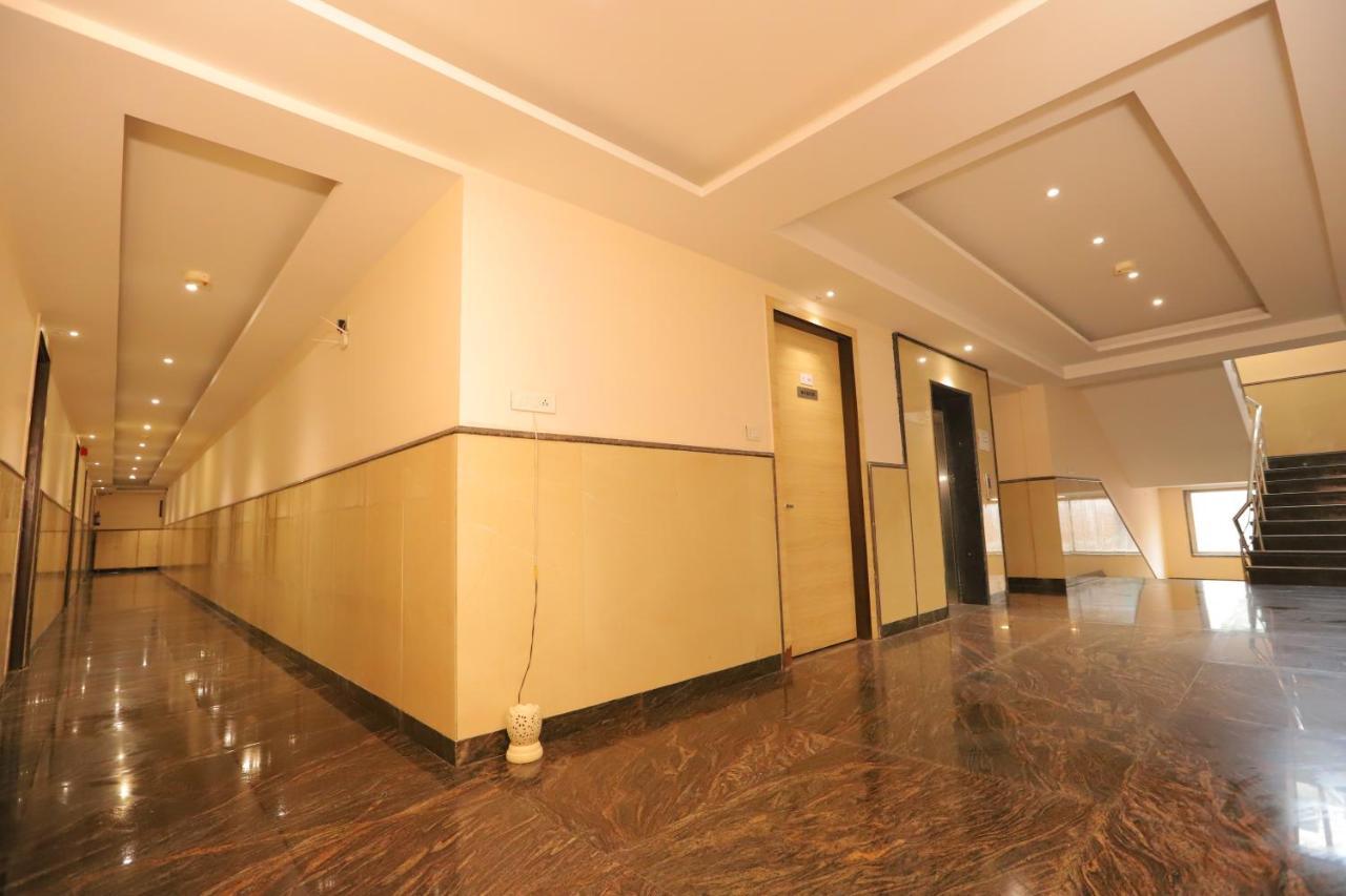 Hotel Stanley By Foxi Group- Near Delhi International Airport Neu-Delhi Exterior foto