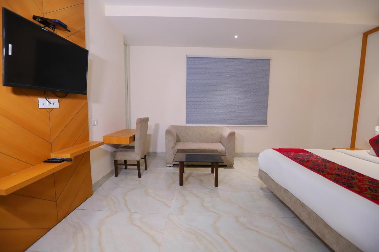 Hotel Stanley By Foxi Group- Near Delhi International Airport Neu-Delhi Exterior foto