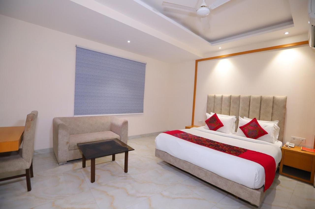 Hotel Stanley By Foxi Group- Near Delhi International Airport Neu-Delhi Exterior foto