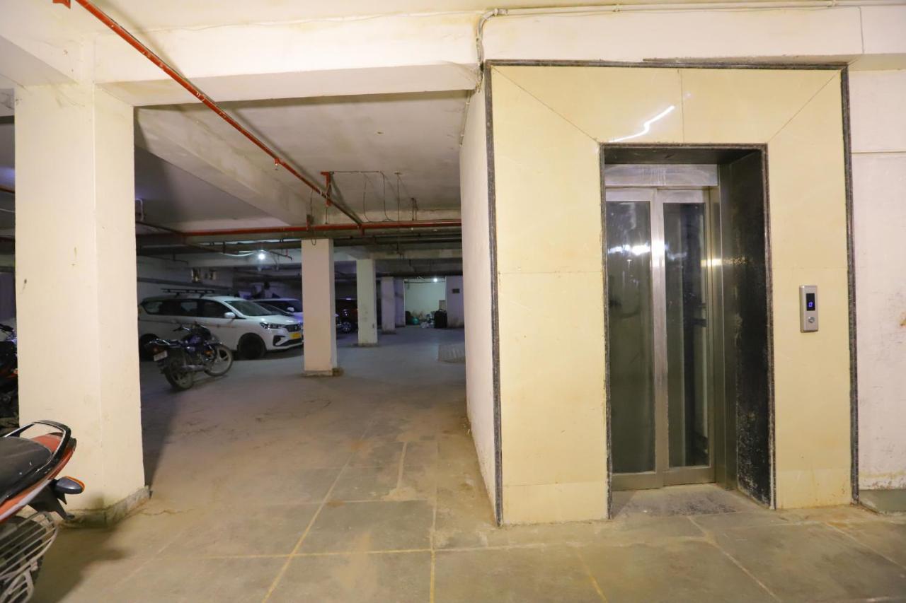 Hotel Stanley By Foxi Group- Near Delhi International Airport Neu-Delhi Exterior foto